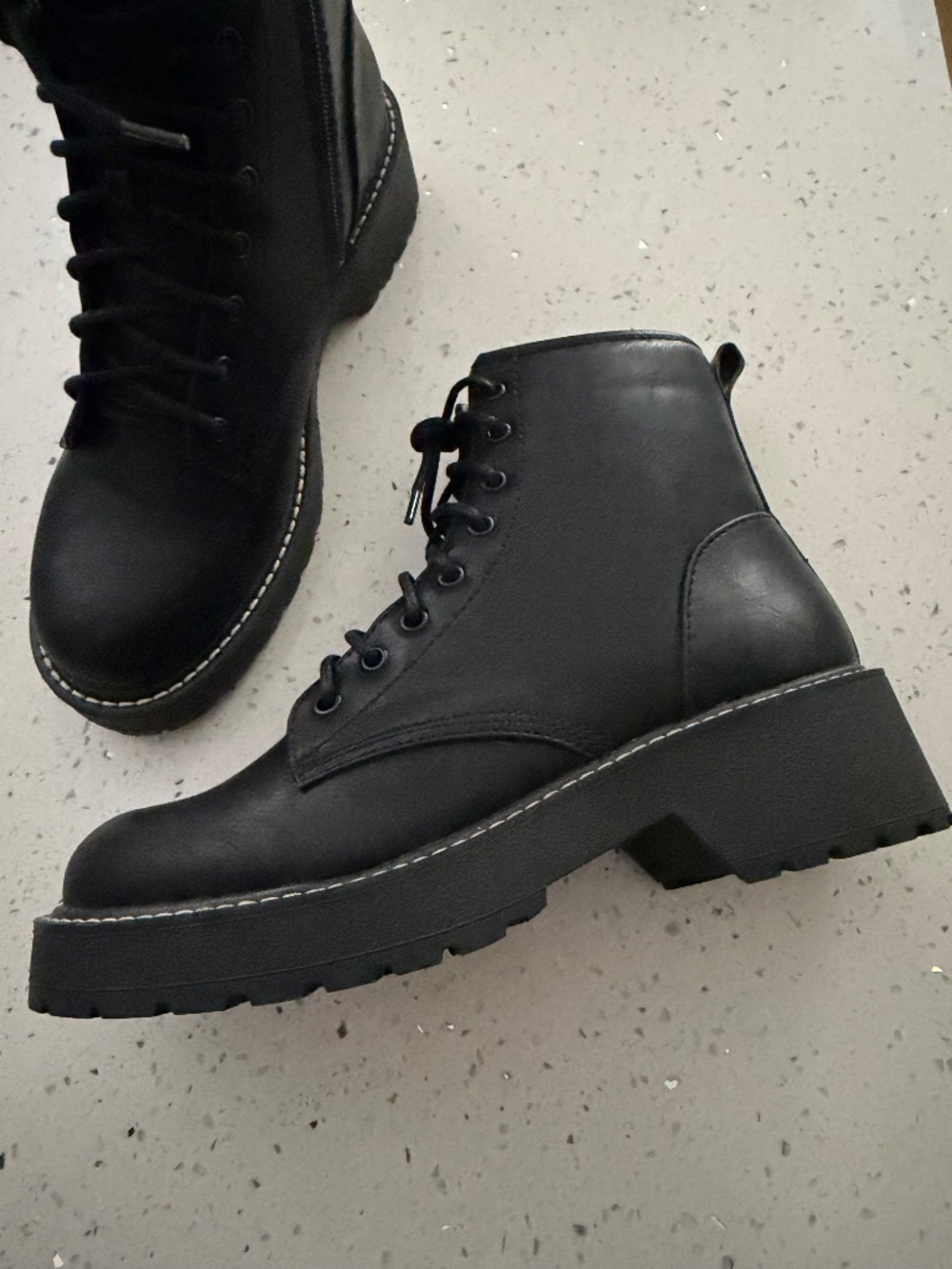 Steve Madden Carra Moto Boots 8.5 M